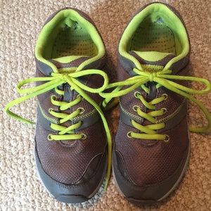 Vionic tennis 7 1/2